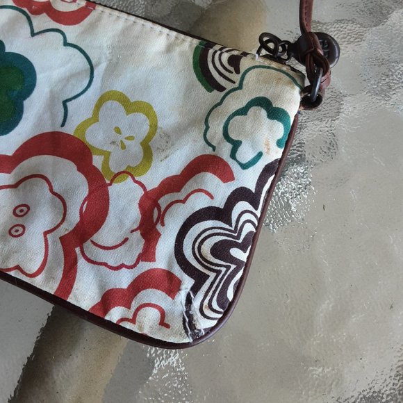 Y2K AEO American Eagle Outfitters Wristlet - Picture 5 of 7